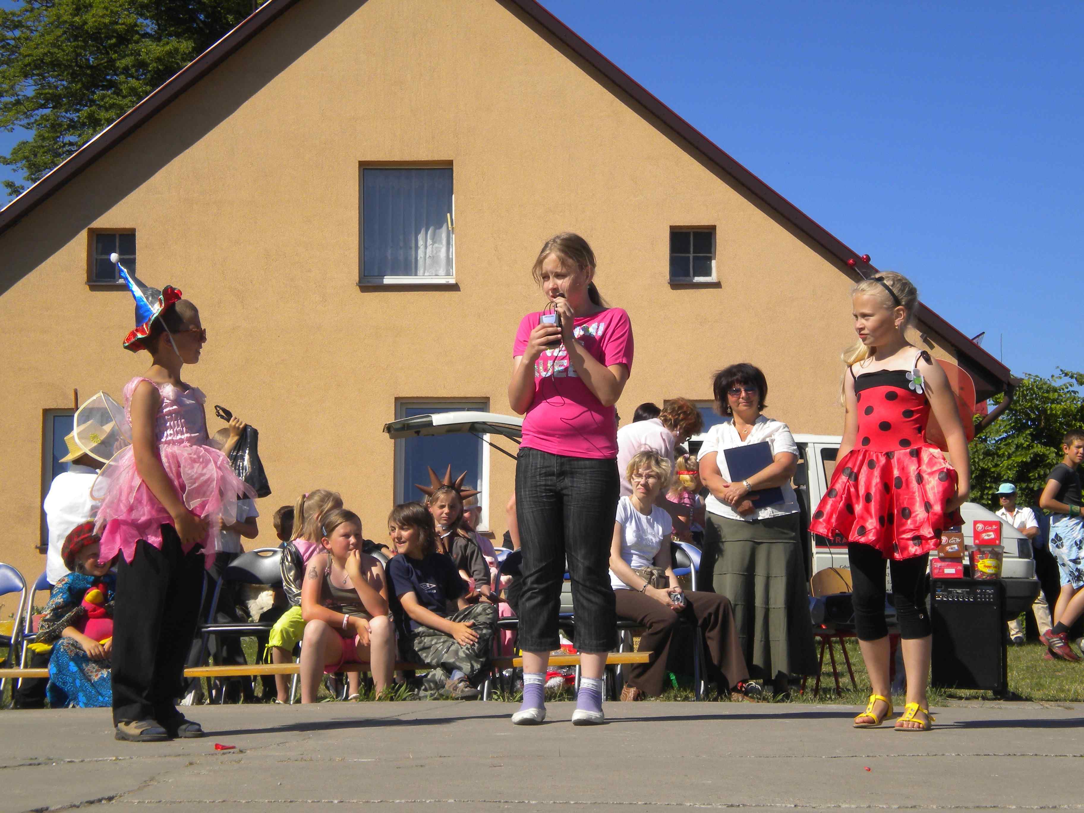 Festyn w Tuchomiu. Solo pod chmurką