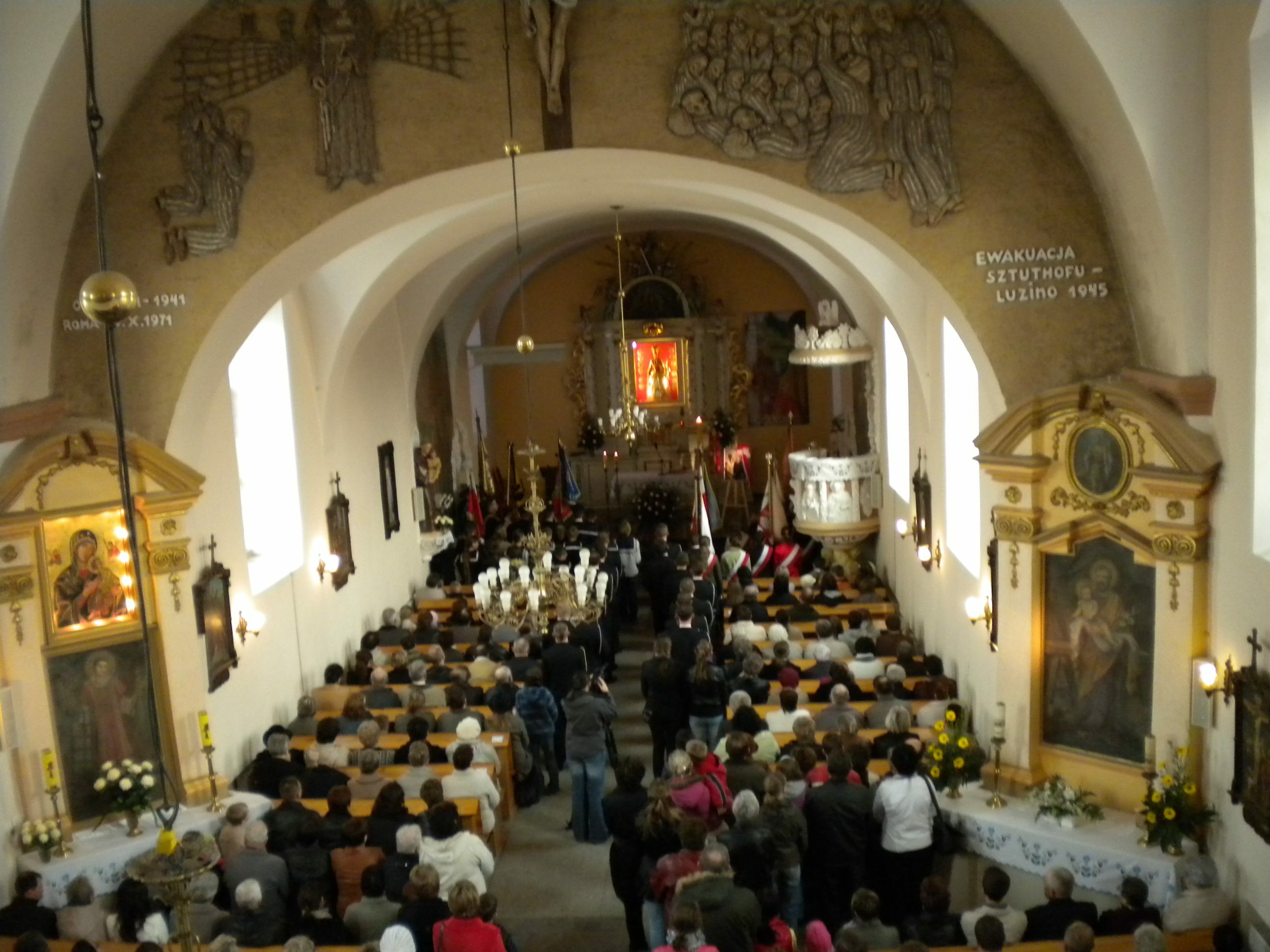 W intencji ofiar spod Smoleńska. Msza w Luzinie