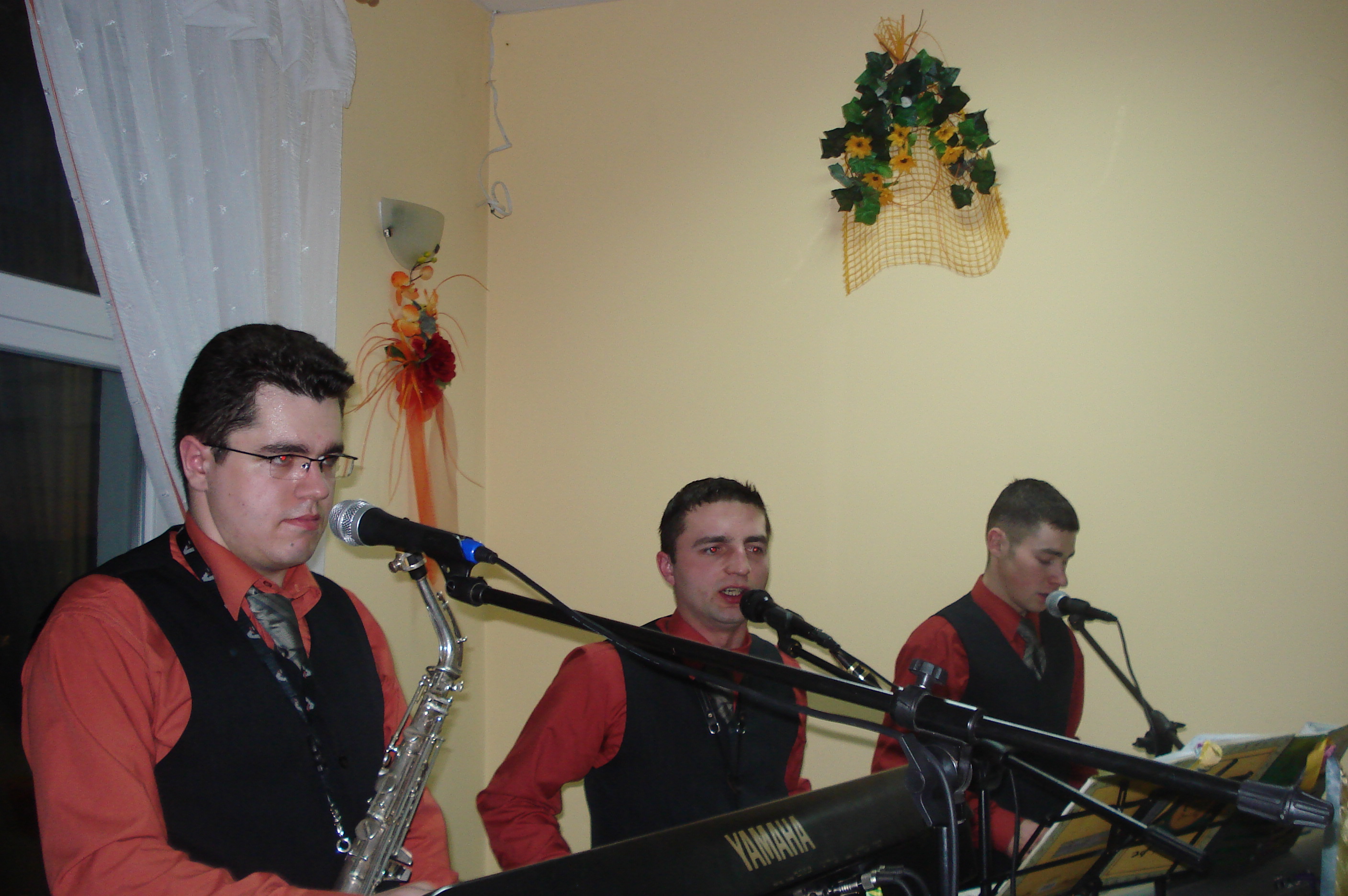 Zabawa taneczna w Lini. Integracja chórów